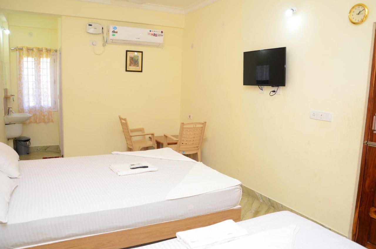 Hari Iyer Residency Hotel Tiruchchendūr Esterno foto